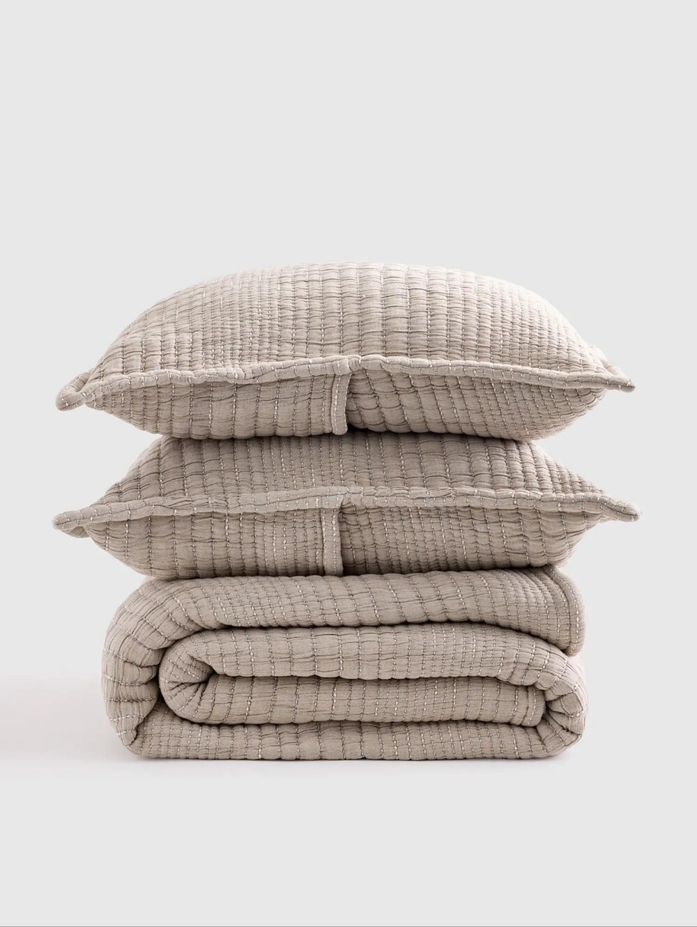Quince  Full / Queen Channel Stitch Comforter With Shams Taupe NWT